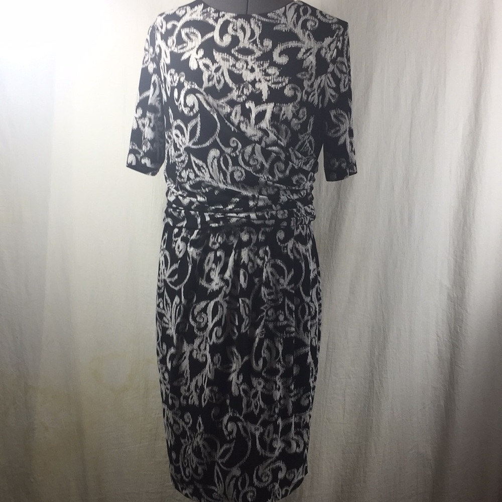 Jones New York Short Sleeve Dress Size 12